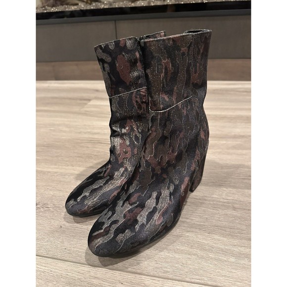 Summit Shaw White Mountain Womens Boots Black Camo Block Heel Ankle Boot 41 - Picture 1 of 8